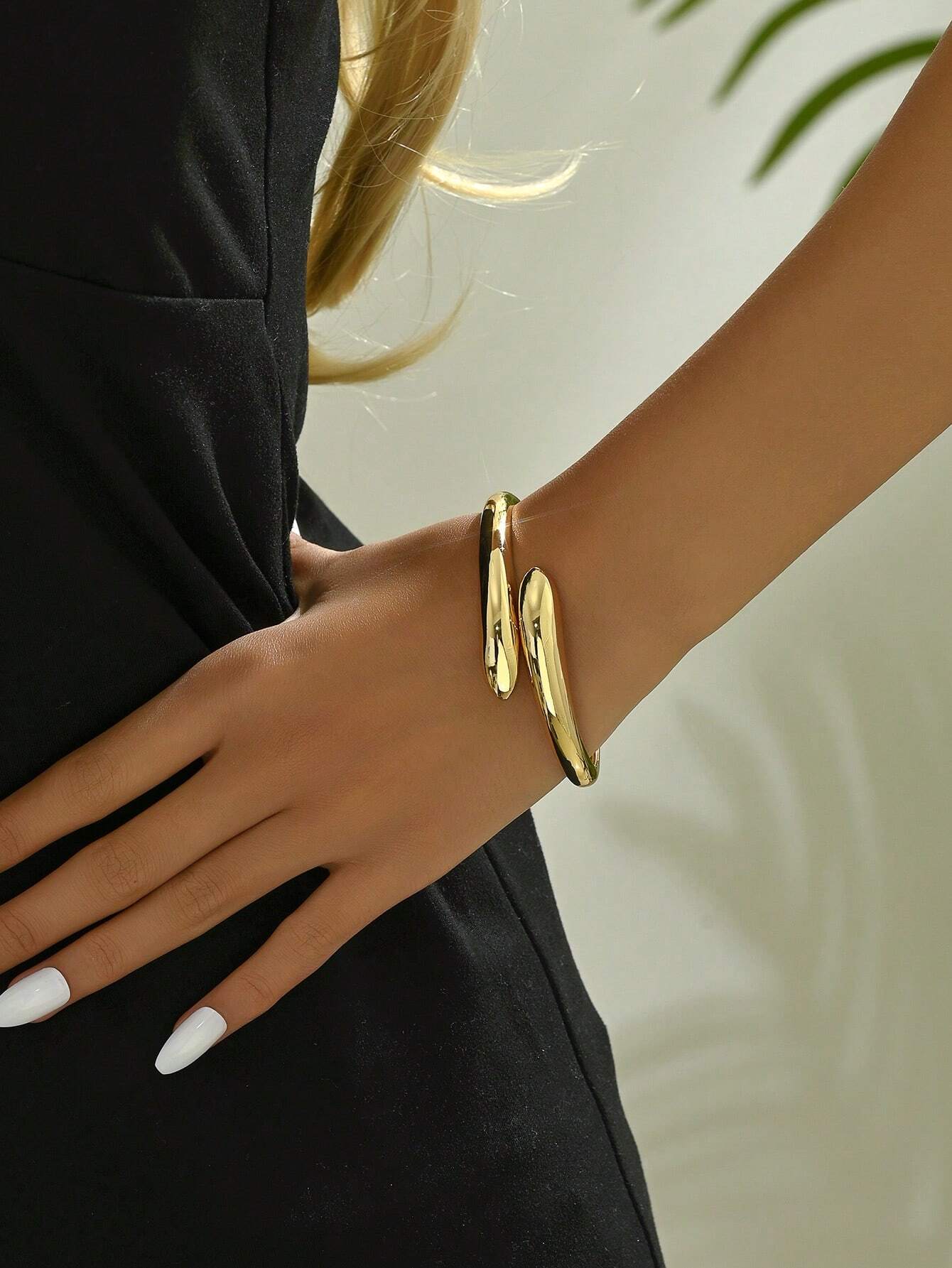 Brazalete Encanto Antiguo